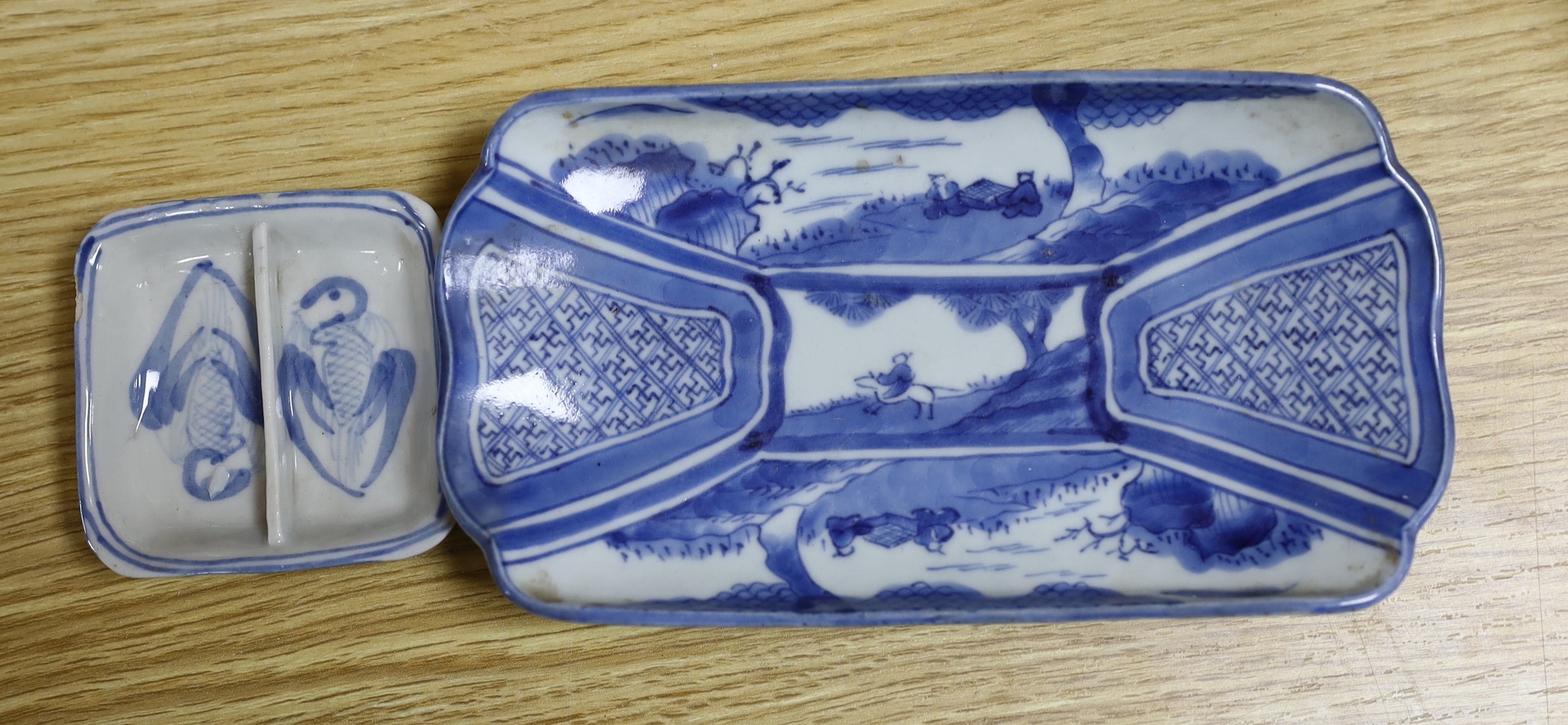 A group of 19th century and later Chinese blue and white porcelain, tallest 31cm
